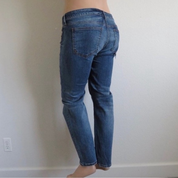 KUT from the KLOTH Jeans Women DISTRESSED Blue Denim Boyfriend Plus Size 16 NWT - Picture 2 of 4